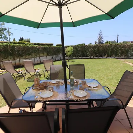 3-bed Townhouse With Pool In Balaia *