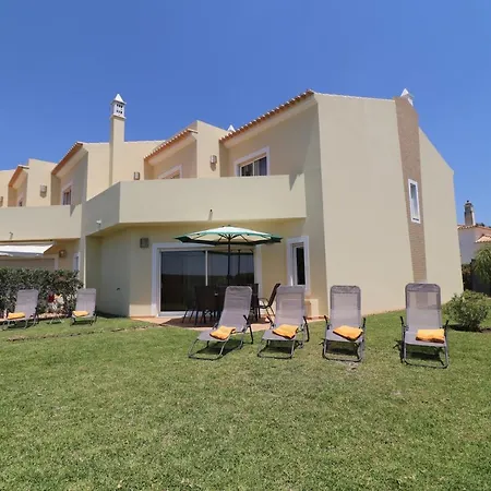 Holiday home 3-bed Townhouse With Pool In Balaia Albufeira