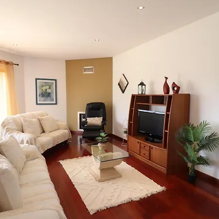 3-bed Townhouse With Pool In Balaia Prázdninový dům Albufeira