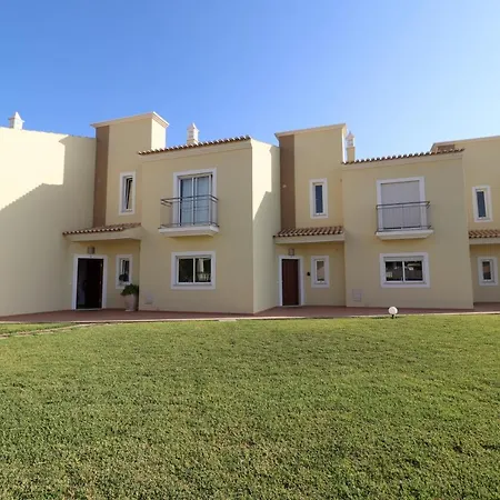 3-bed Townhouse With Pool In Balaia Prázdninový dům *
