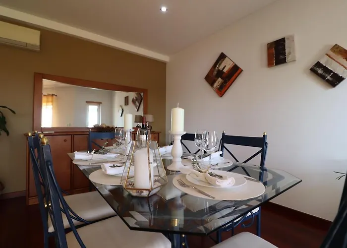 3-bed Townhouse With Pool In Balaia 度假居