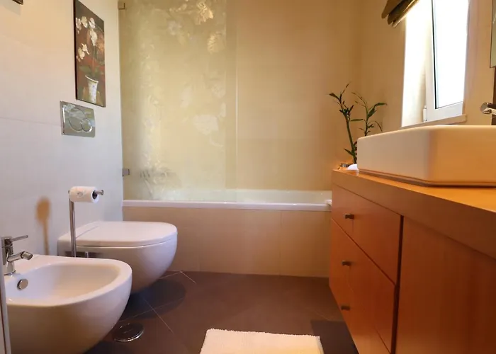 度假居 3-bed Townhouse With Pool In Balaia *