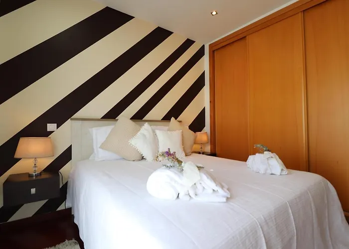 Vakantiehuis 3-bed Townhouse With Pool In Balaia Albufeira